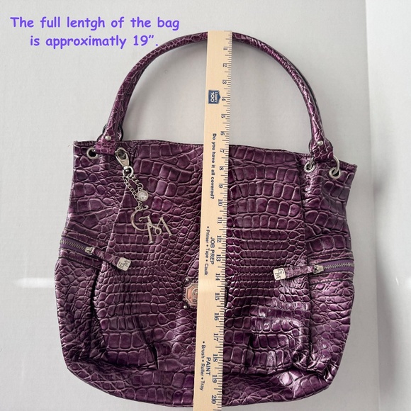 💜Gia Milani Purple Faux Crocodile Tote-Bag-Purse w/GM initial Key Chain - Picture 12 of 13